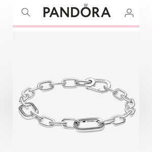 Pandora link chain bracelet, 2 heart 🖤charms included